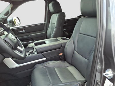 2025 Toyota Tundra Hybrid Platinum