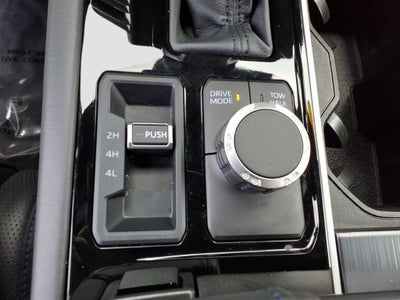 2025 Toyota Tundra Hybrid Platinum