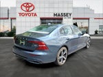 2024 Volvo S60 B5 Plus Dark Theme