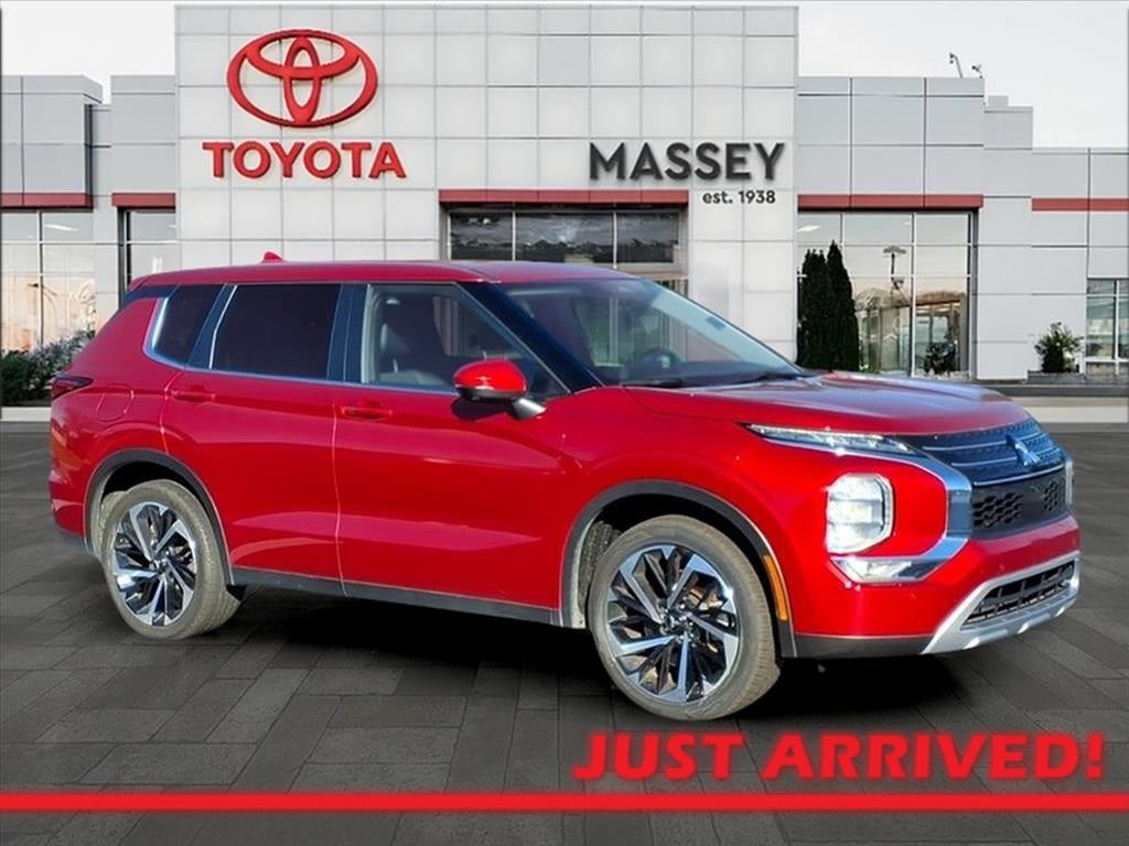 2024 Mitsubishi Outlander SE