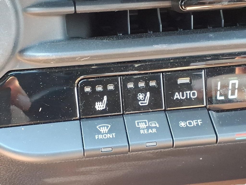 2025 Toyota Crown Signia Limited