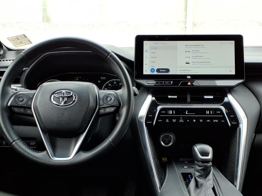 2024 Toyota Venza LE