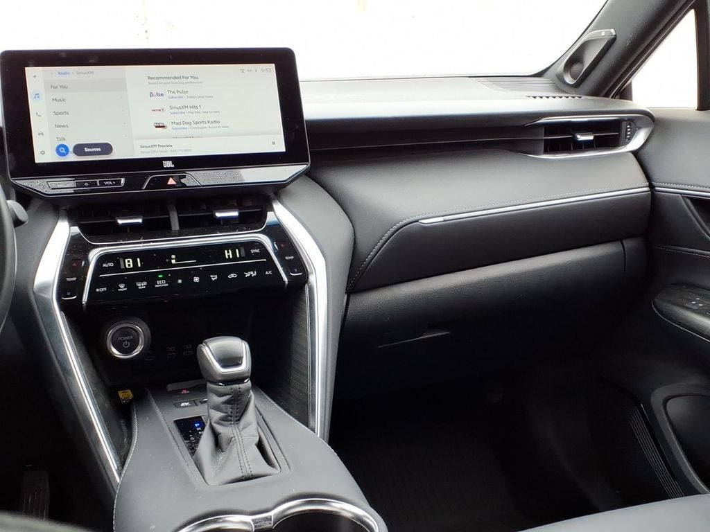 2024 Toyota Venza LE