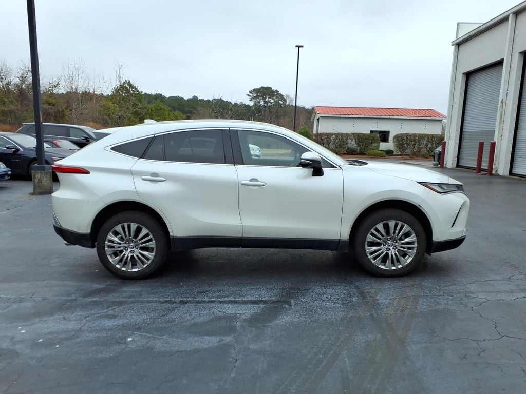 2024 Toyota Venza LE