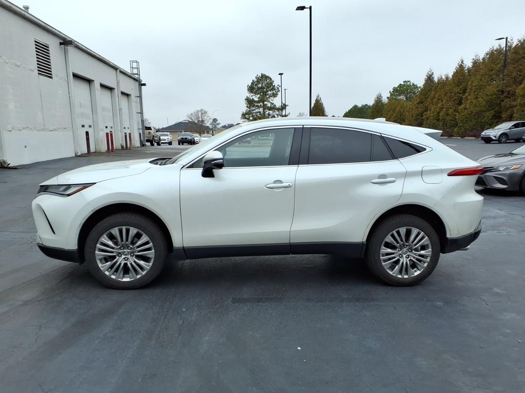 2024 Toyota Venza LE