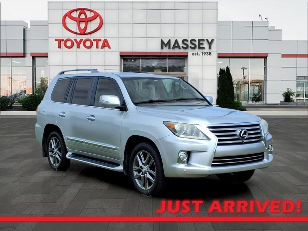 2013 Lexus LX 570 Luxury