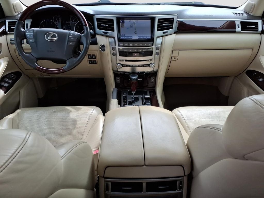 2013 Lexus LX 570 Luxury