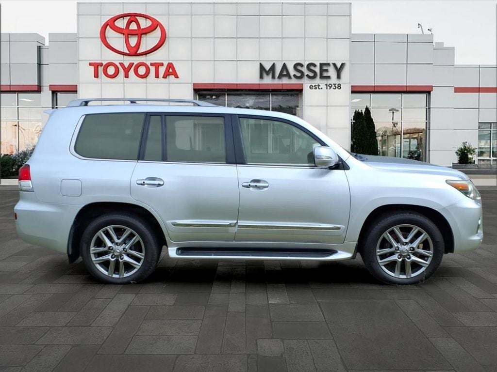 2013 Lexus LX 570 Luxury
