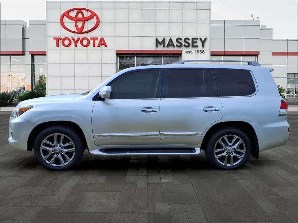 2013 Lexus LX 570 Luxury