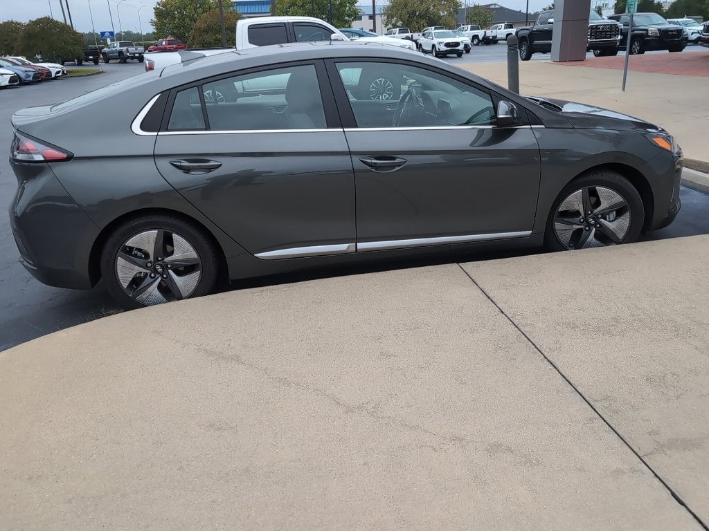 2022 Hyundai Ioniq Hybrid SEL
