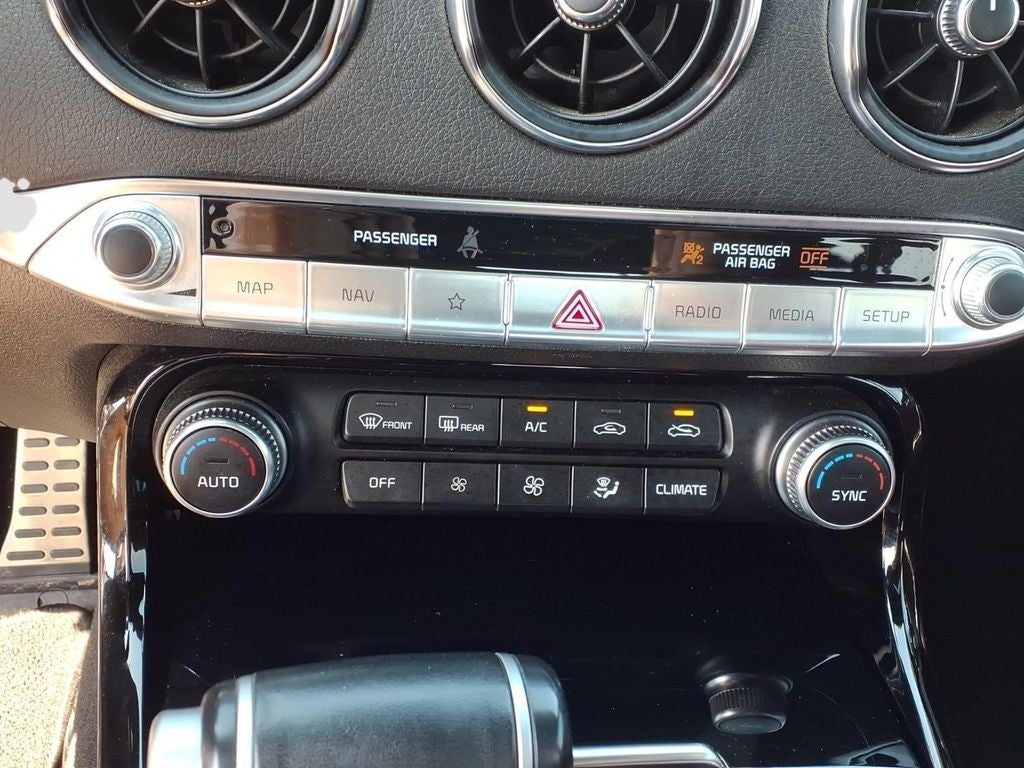 2023 Kia Stinger GT-Line