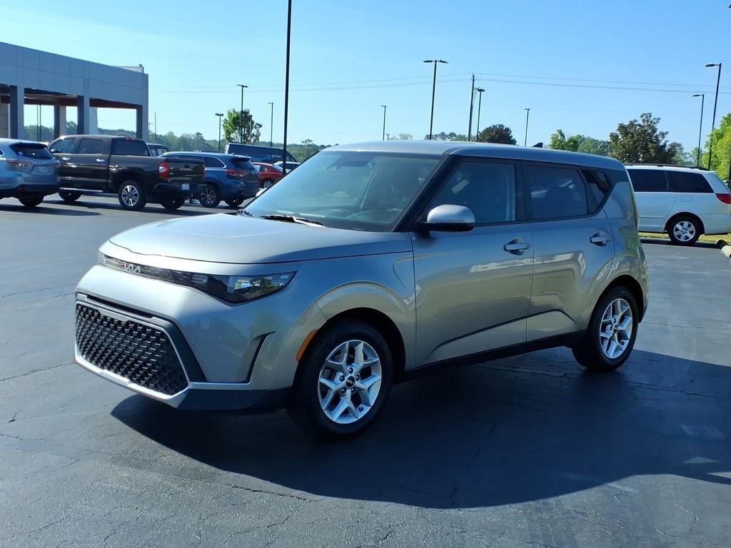 2024 Kia Soul LX