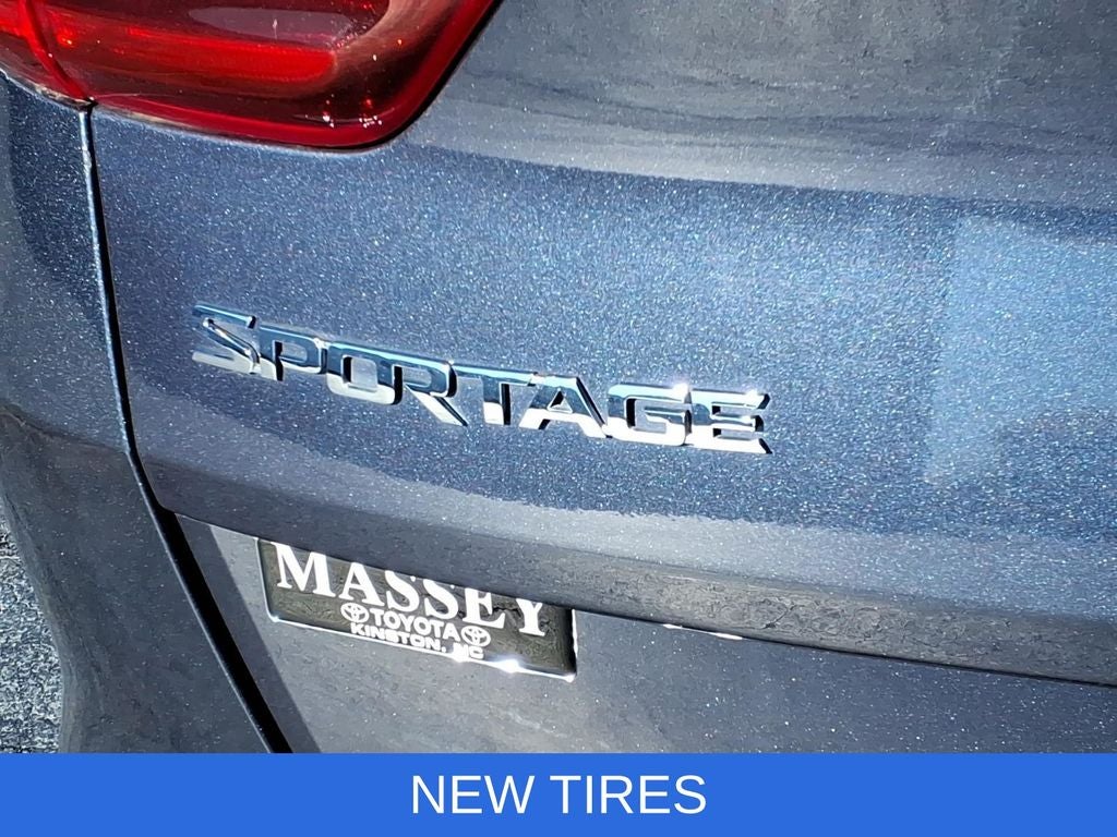 2022 Kia Sportage LX