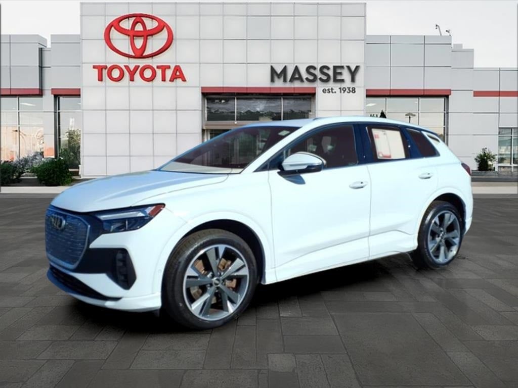 2022 Audi Q4 e-tron Premium Plus quattro