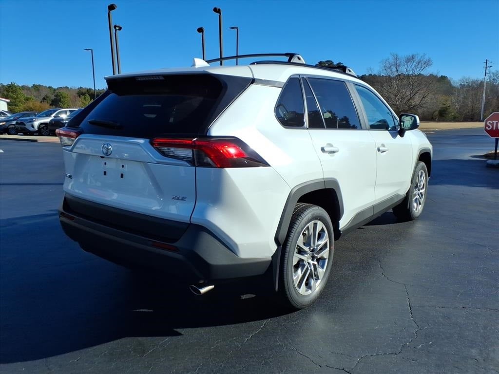 2025 Toyota RAV4 XLE Premium