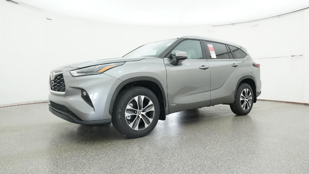 2026 Toyota Highlander Hybrid XLE