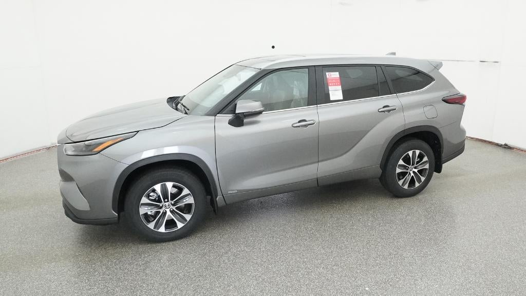 2026 Toyota Highlander Hybrid XLE
