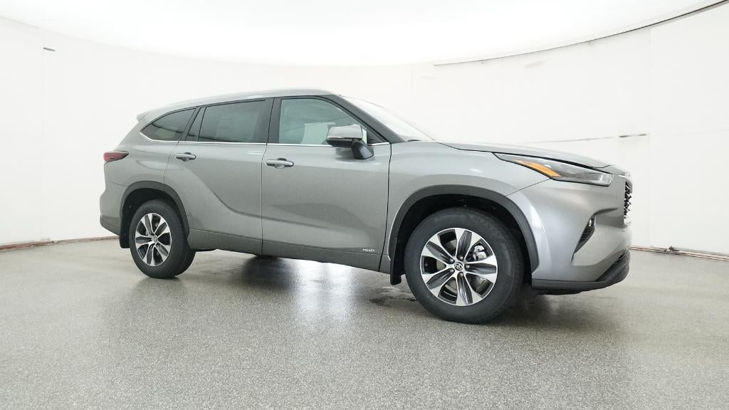 2026 Toyota Highlander Hybrid XLE