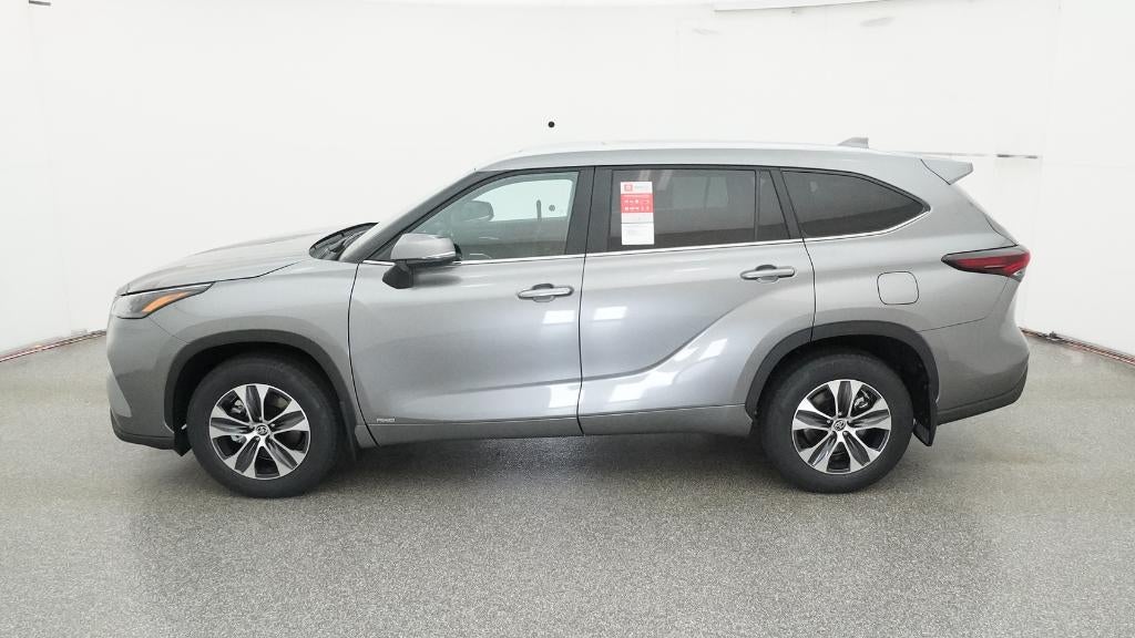 2026 Toyota Highlander Hybrid XLE