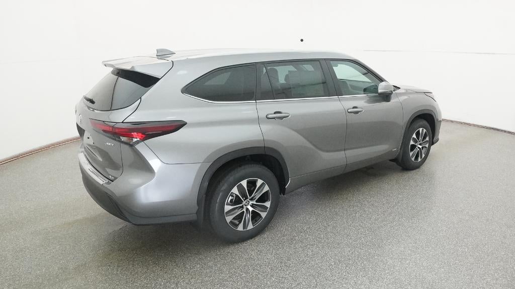 2026 Toyota Highlander Hybrid XLE