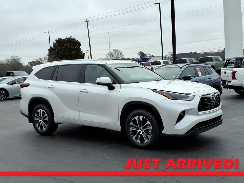 2026 Toyota Highlander XLE