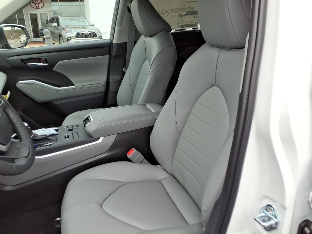 2026 Toyota Highlander XLE