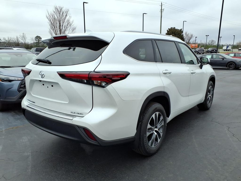 2026 Toyota Highlander XLE