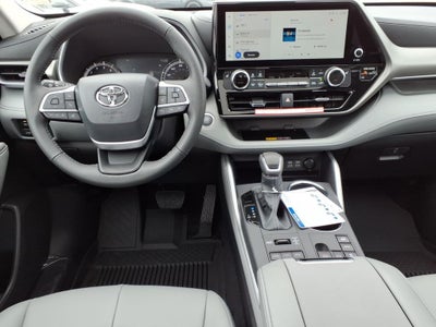 2026 Toyota Highlander XLE