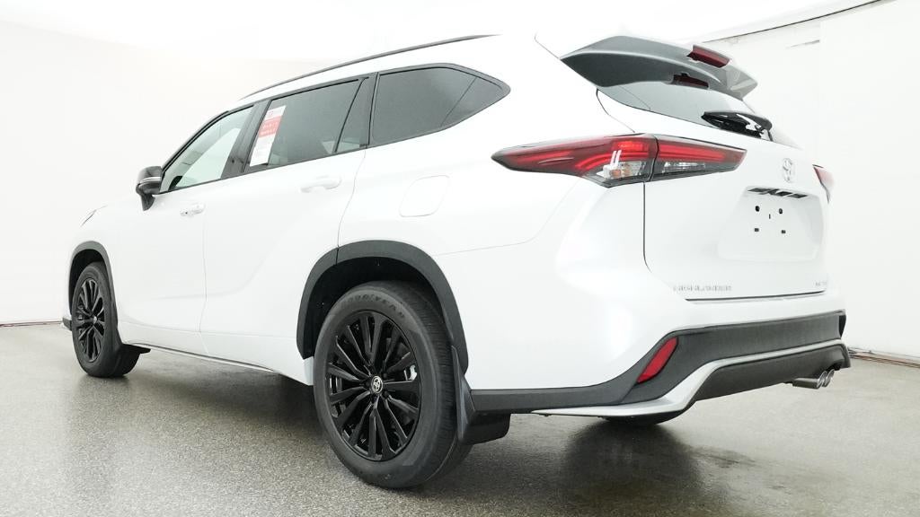 2026 Toyota Highlander XSE
