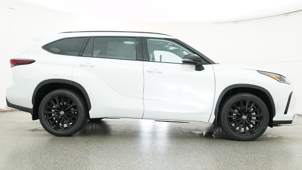 2026 Toyota Highlander XSE