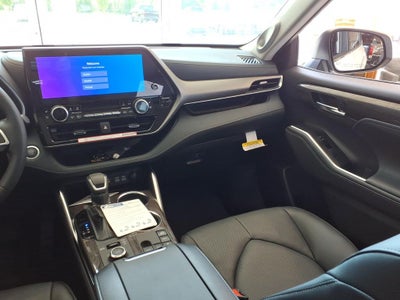 2026 Toyota Highlander Limited
