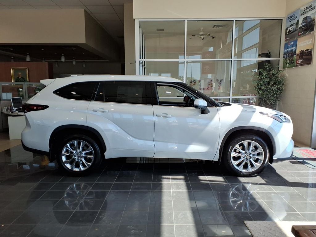 2026 Toyota Highlander Limited