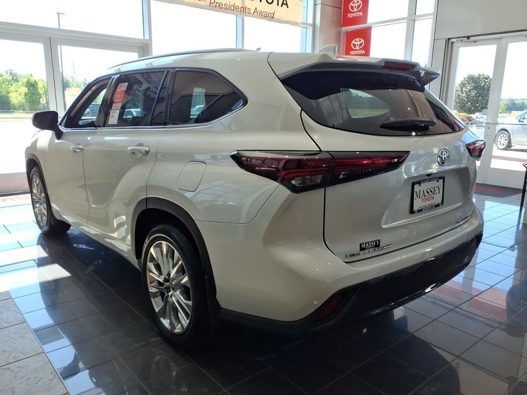 2026 Toyota Highlander Limited