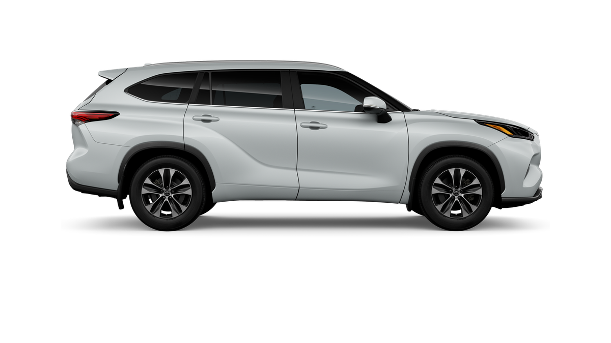 2026 Toyota Highlander XLE