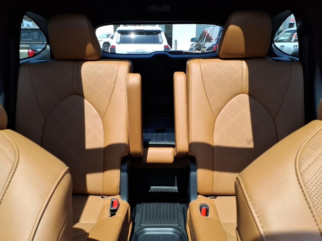 2026 Toyota Highlander Platinum