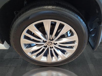 2026 Toyota Highlander Platinum