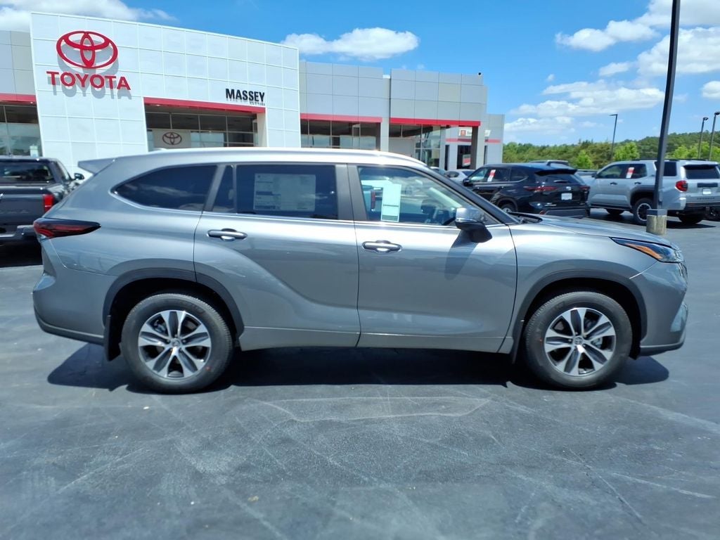 2026 Toyota Highlander XLE