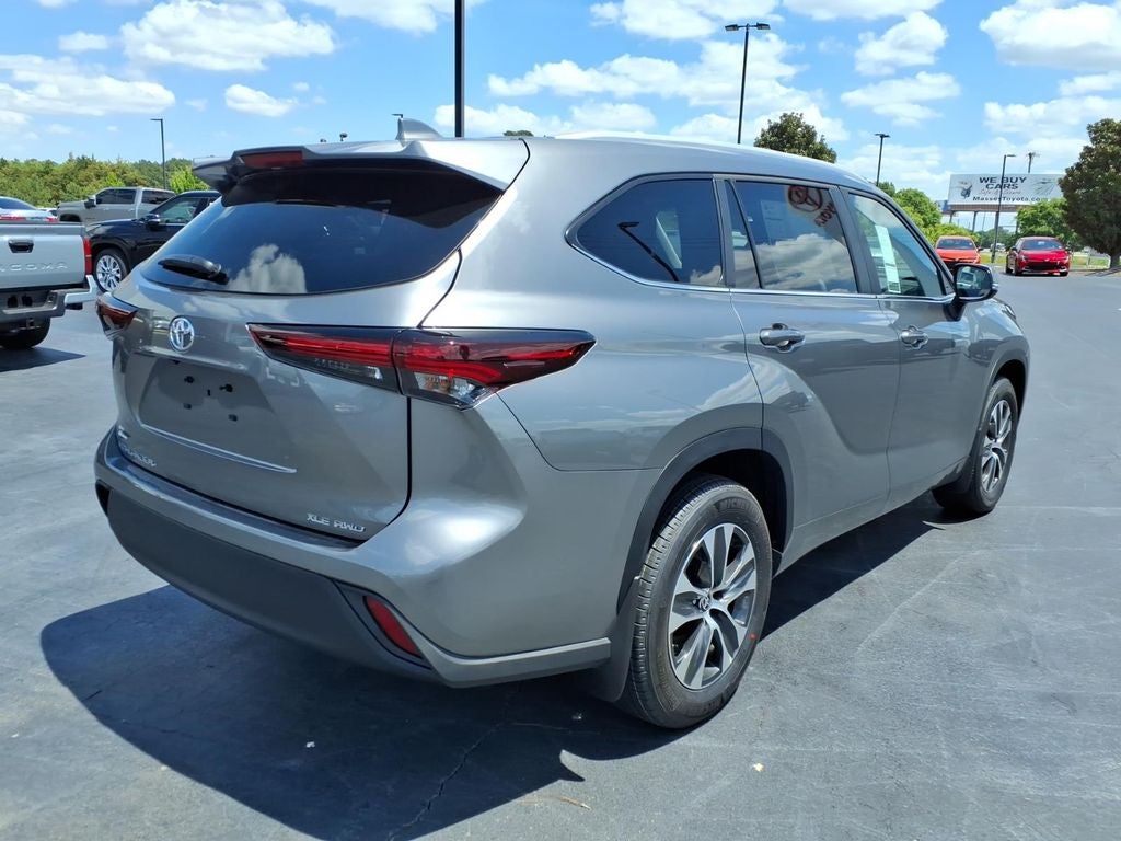 2026 Toyota Highlander XLE