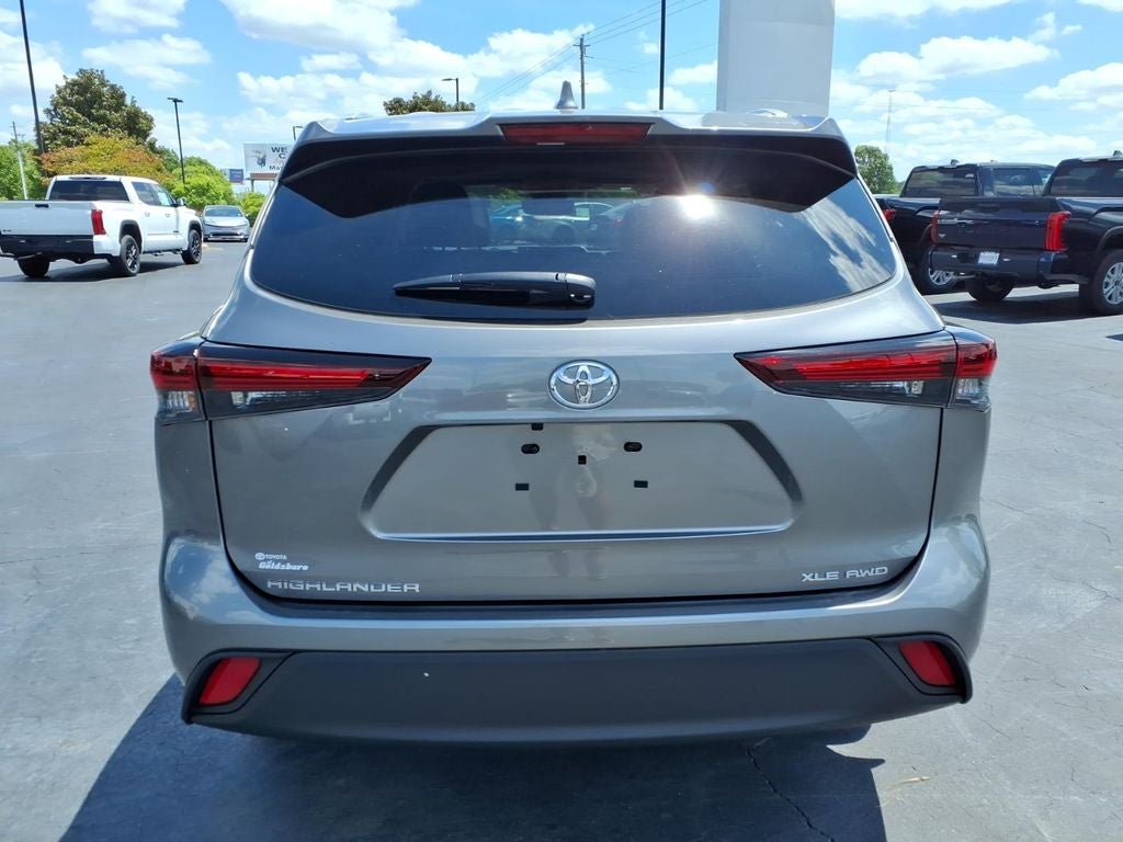 2026 Toyota Highlander XLE