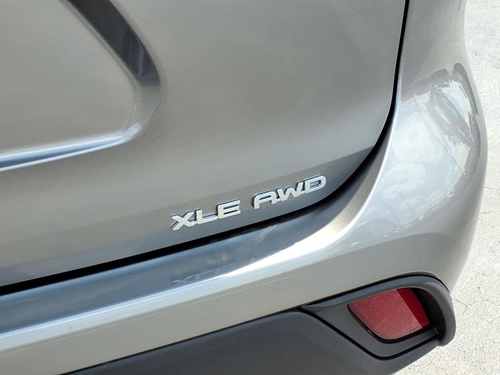 2026 Toyota Highlander XLE