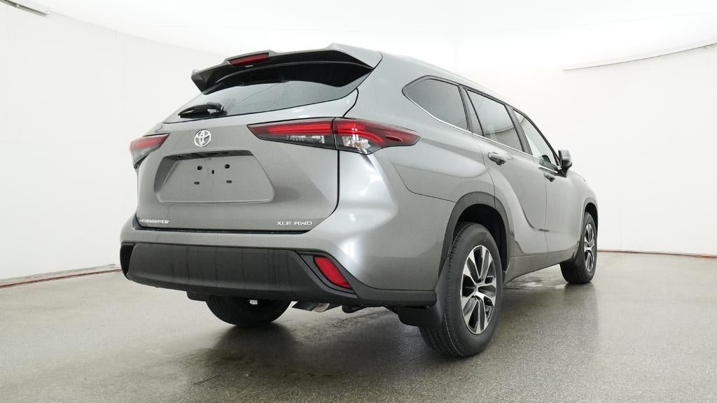 2026 Toyota Highlander XLE