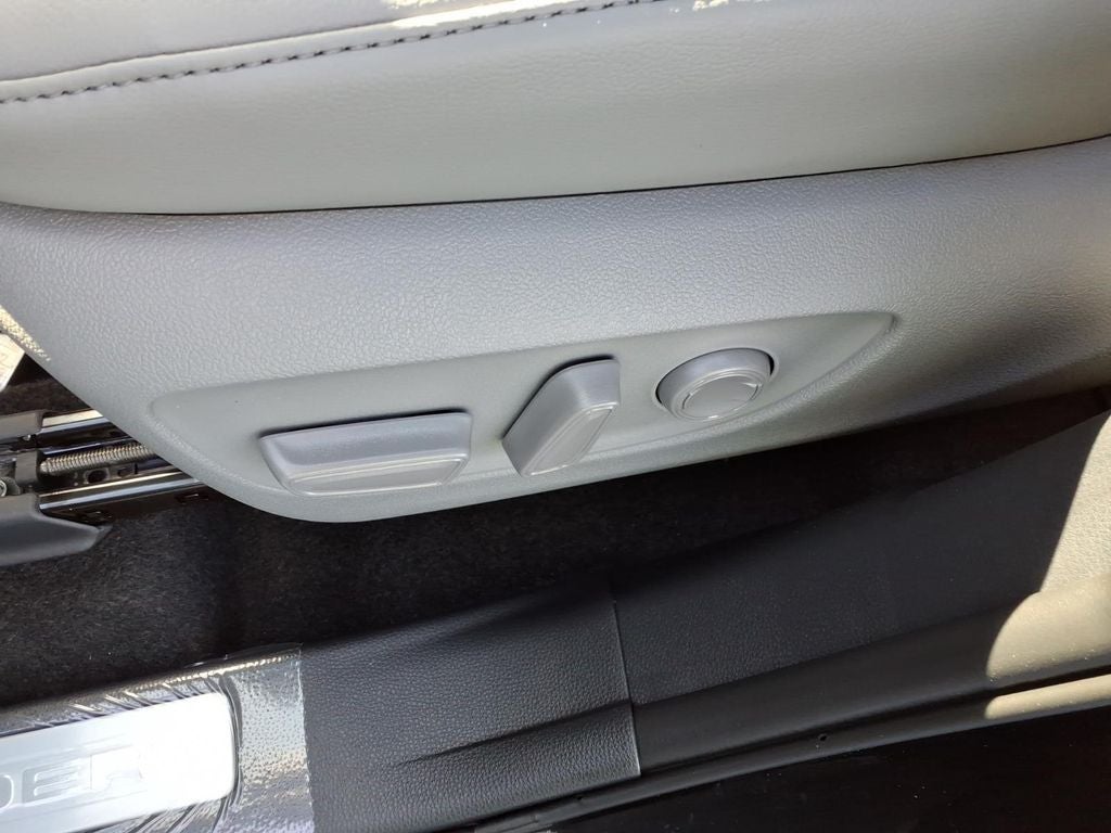 2026 Toyota Highlander Hybrid Limited