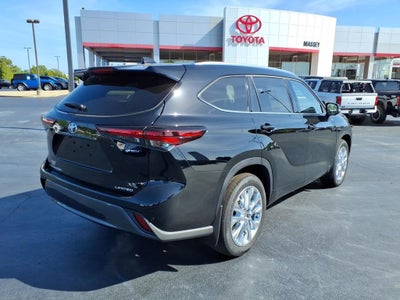 2026 Toyota Highlander Hybrid Limited