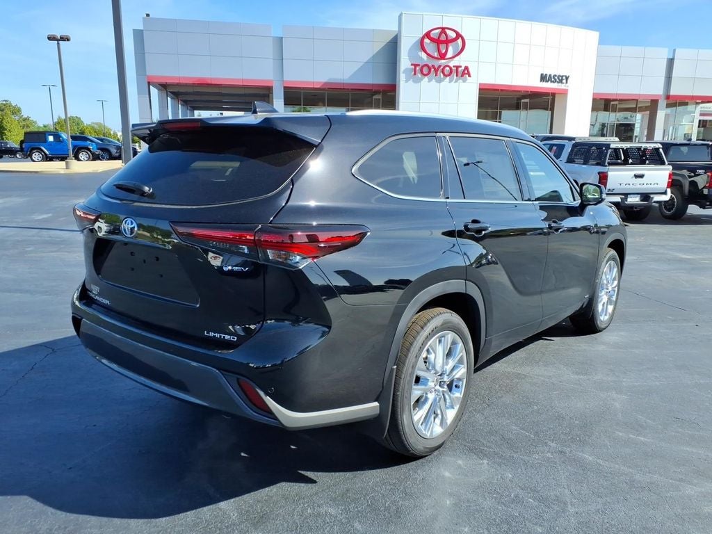 2026 Toyota Highlander Hybrid Limited