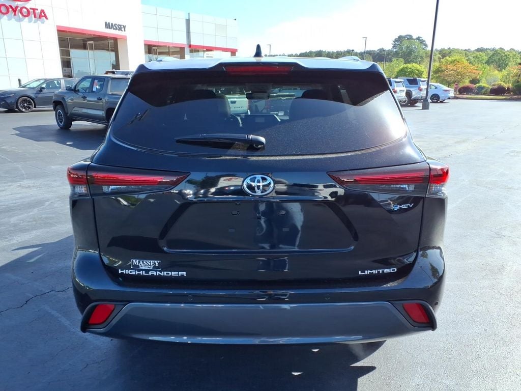 2026 Toyota Highlander Hybrid Limited