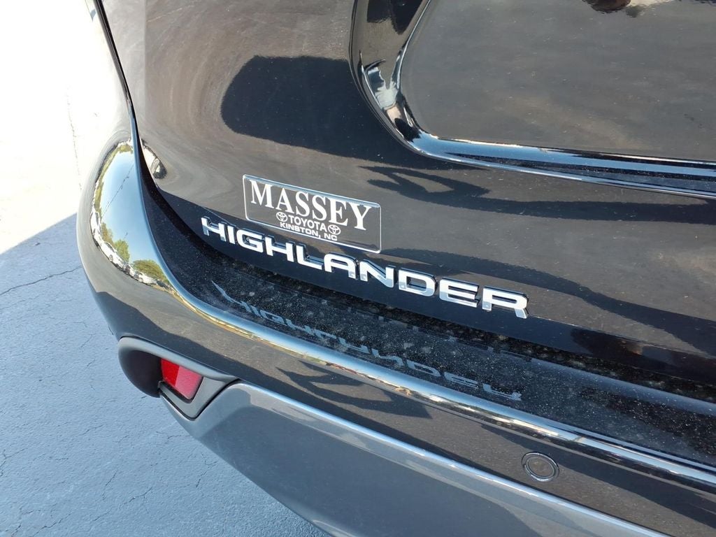 2026 Toyota Highlander Hybrid Limited