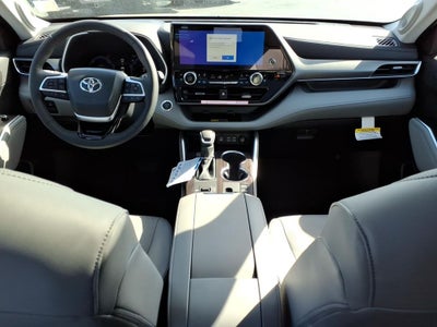 2026 Toyota Highlander Hybrid Limited