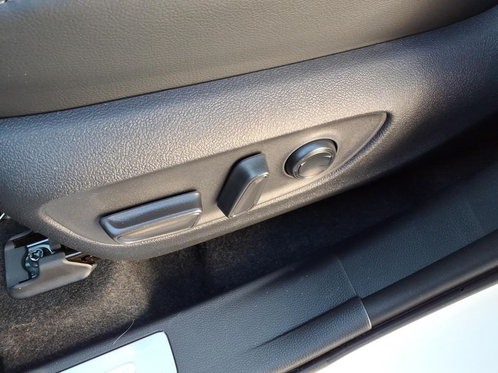 2026 Toyota Highlander Hybrid Limited