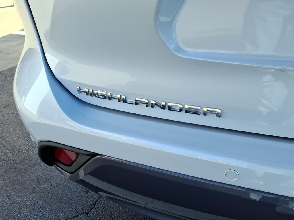 2026 Toyota Highlander Hybrid Limited