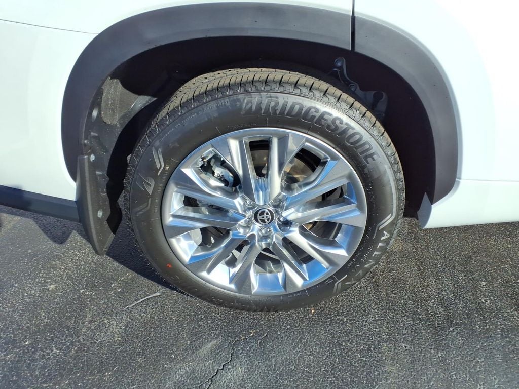 2026 Toyota Highlander Hybrid Limited